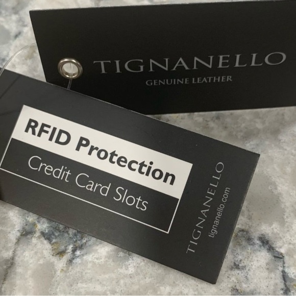 Tignanello Bella Belt Belt in Nude Coated Leather Crossbody Removable Strap - Picture 11 of 13